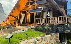 Ban Kaew Mo Ra Glamping & Restaurant
